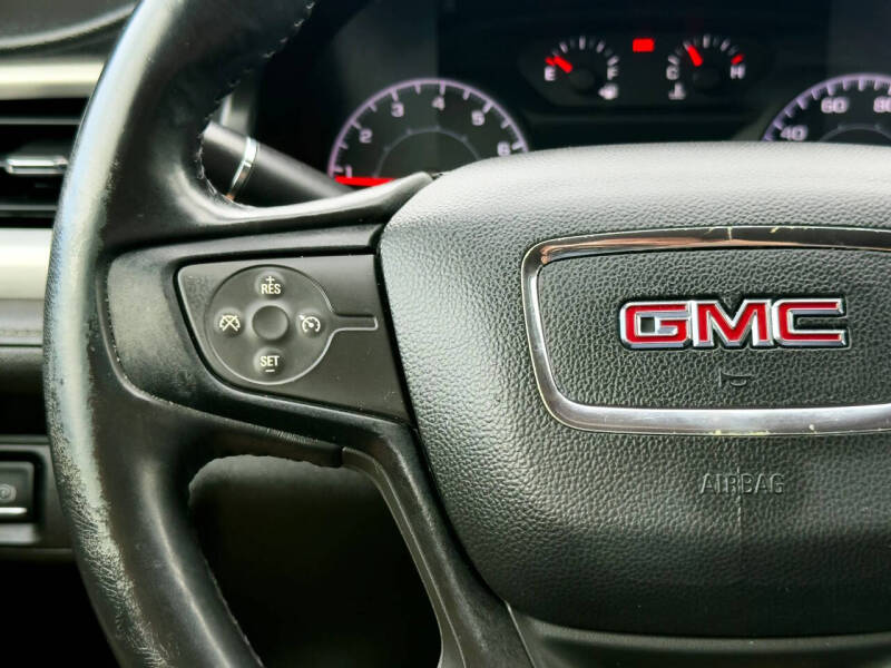 2017 GMC Acadia SLE-1