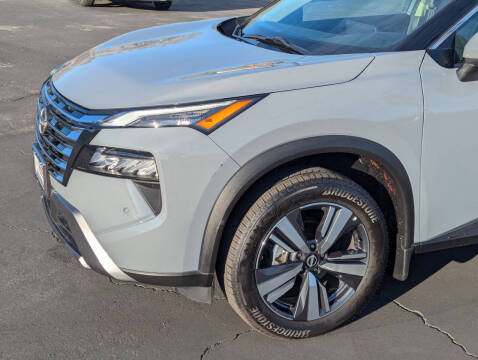 2024 Nissan Rogue SL