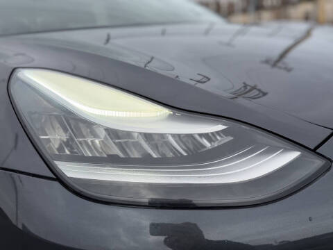 2019 Tesla Model 3 Performance