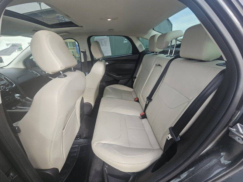 2017 Ford Focus Titanium