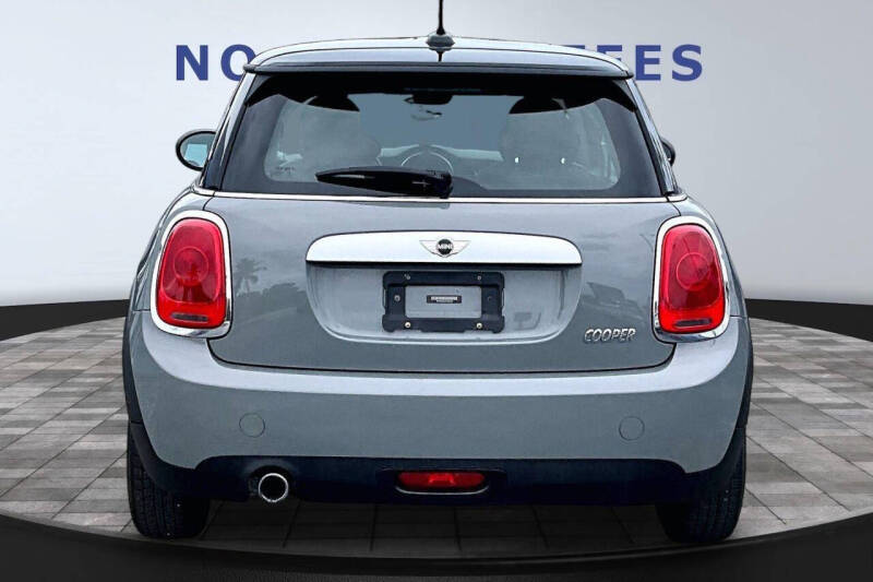 2015 MINI Hardtop 2 Door Cooper
