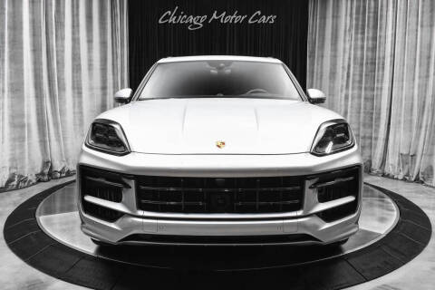 2025 Porsche Cayenne GTS