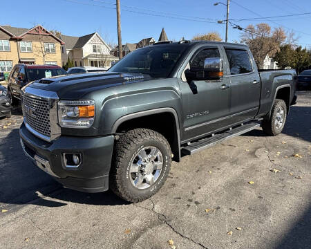 2017 GMC Sierra 3500HD Denali