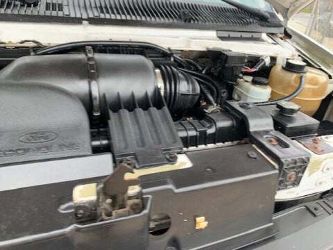 2005 Ford E-Series E-350 SD