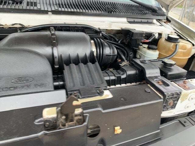 2005 Ford E-Series E-350 SD