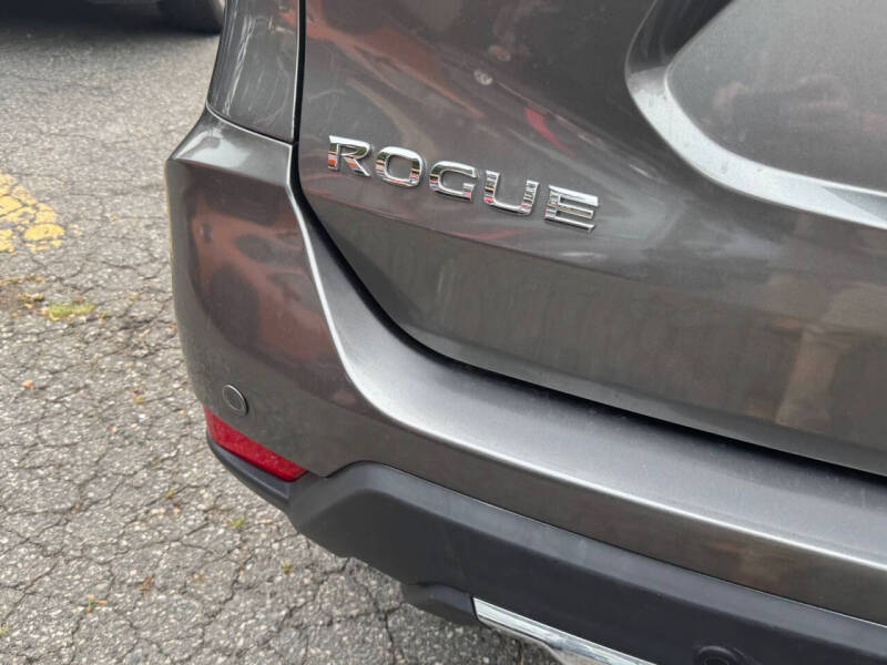 2019 Nissan Rogue SV