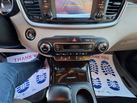 2019 Kia Sorento EX V6