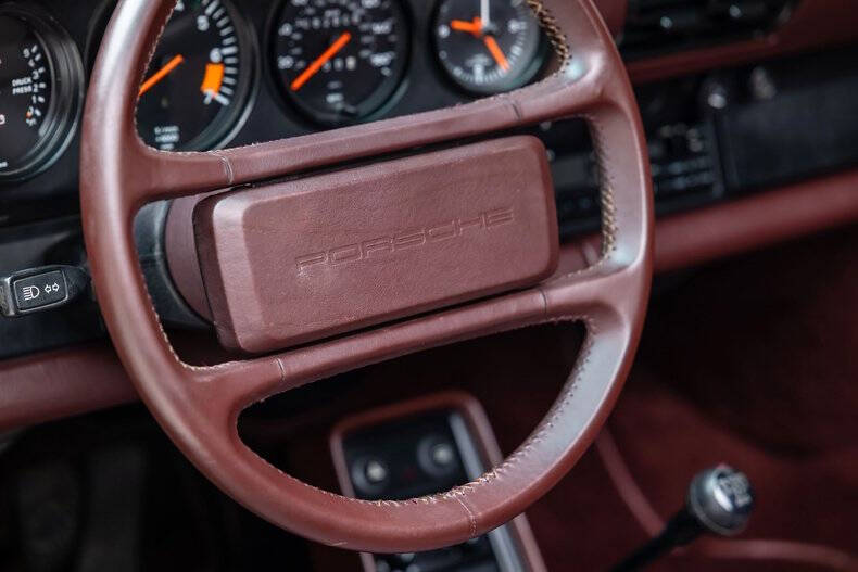 1987 Porsche 911 Carrera