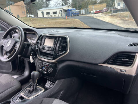 2014 Jeep Cherokee Sport