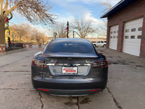 2014 Tesla Model S P85D