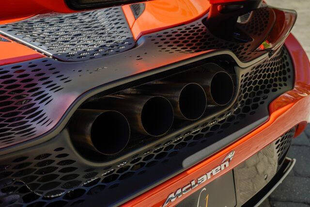 2021 McLaren 765LT