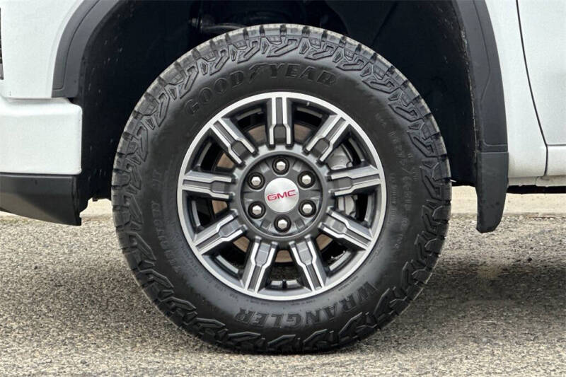 2024 GMC Sierra 1500