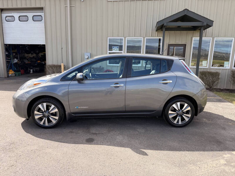 2017 Nissan LEAF SL