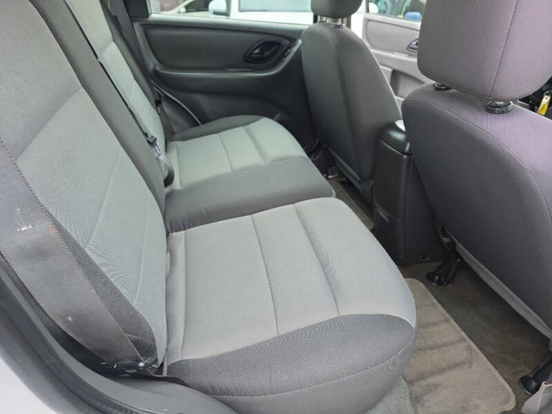 2006 Ford Escape XLS