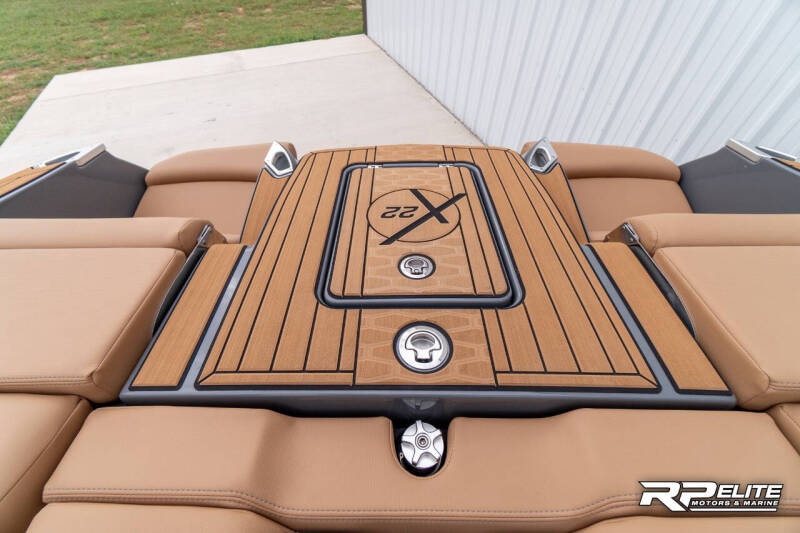 2025 MasterCraft X22