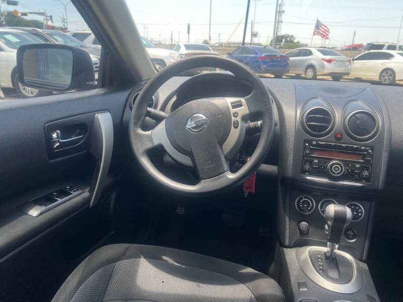 2012 Nissan Rogue S