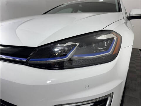 2019 Volkswagen e-Golf SEL Premium