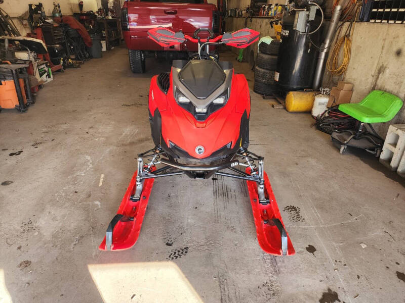 2023 Lynx Shredder DS