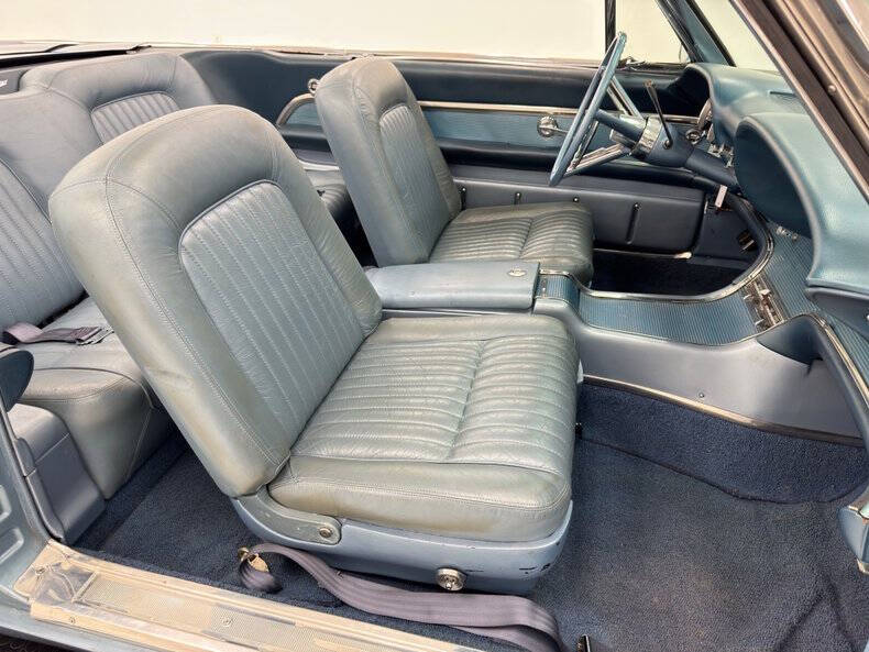 1962 Ford Thunderbird