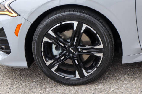 2022 Kia K5