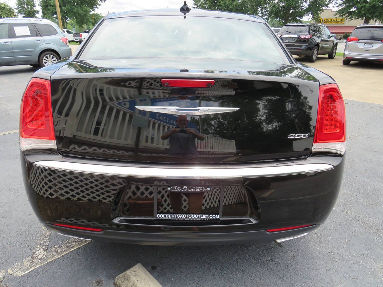 2016 Chrysler 300 for sale at Colbert's Auto Outlet in Hickory, NC