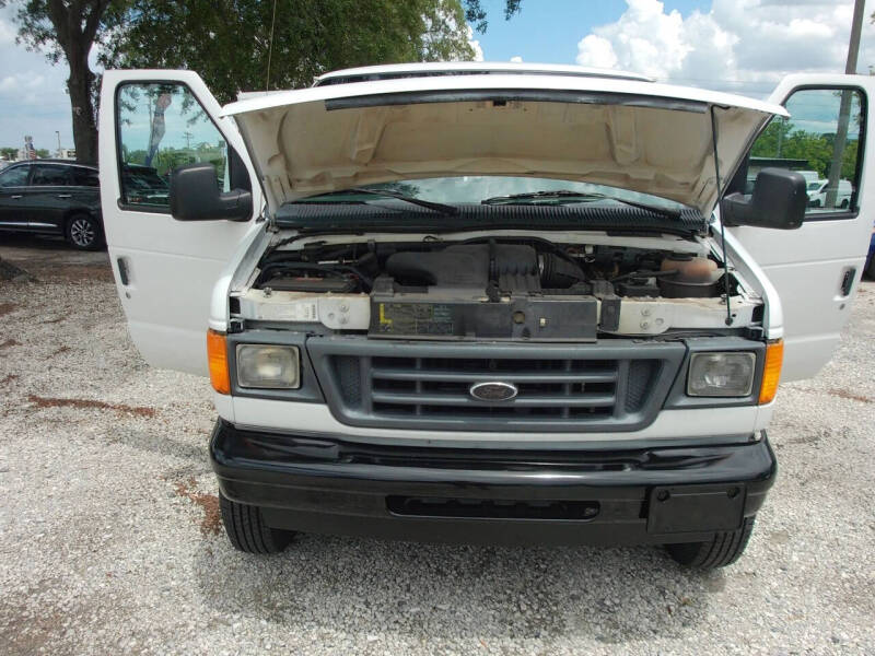 2003 Ford E-Series E-250