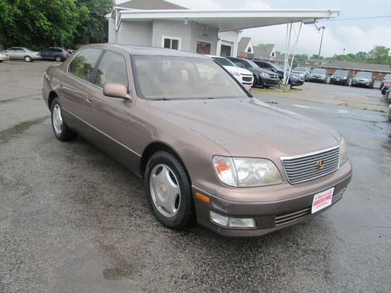 1999 Lexus LS 400
