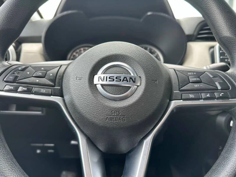 2020 Nissan Versa SV