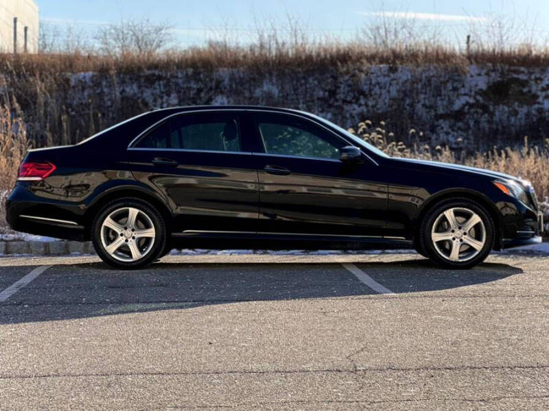 2014 Mercedes-Benz E-Class E350 Luxury photo 9