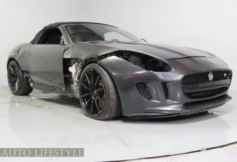 2014 Jaguar F-TYPE V8 S