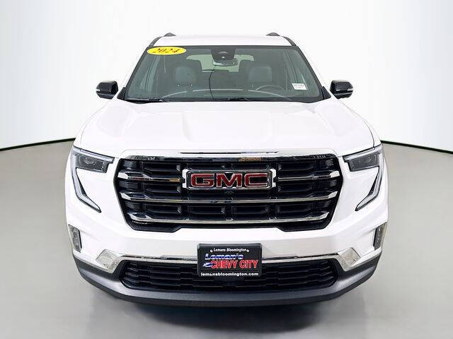 2024 GMC Acadia Elevation