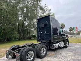 2015 Freightliner Cascadia