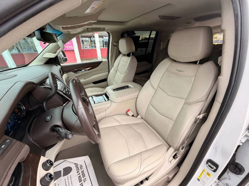 2017 Cadillac Escalade ESV Premium Luxury