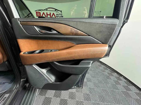 2017 Cadillac Escalade Luxury