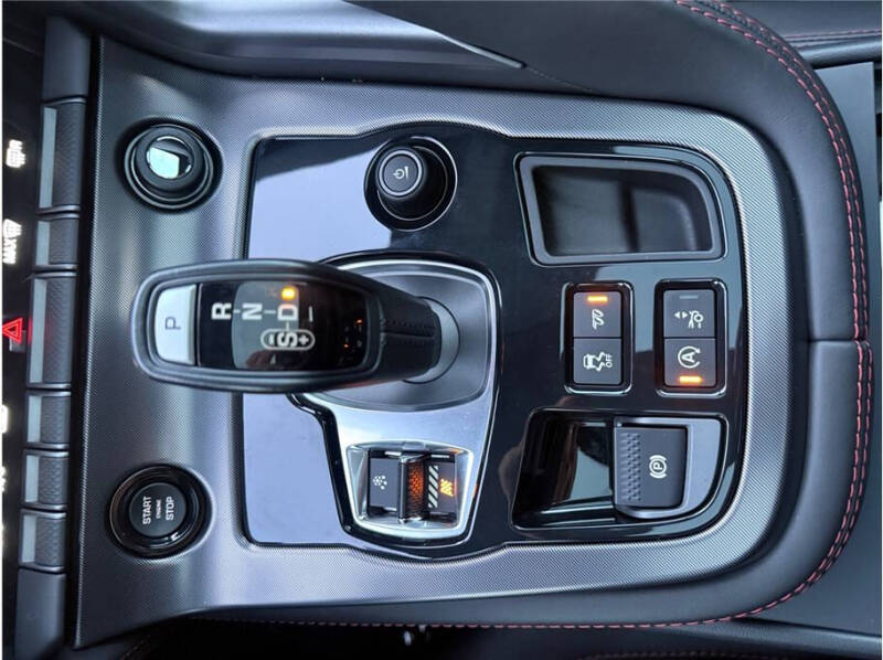 2017 Jaguar F-TYPE R