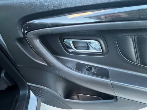 2011 Ford Taurus Limited