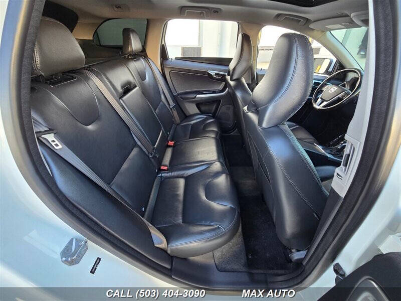 2015 Volvo XC60 T5 Platinum