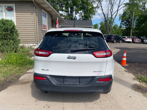 2014 Jeep Cherokee Sport