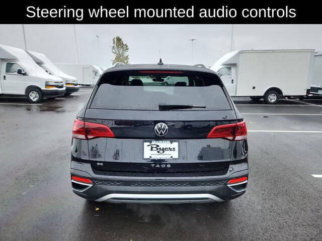 2024 Volkswagen Taos SE
