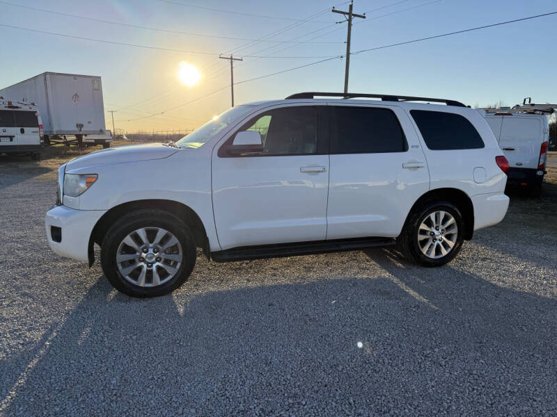 2017 Toyota Sequoia SR5