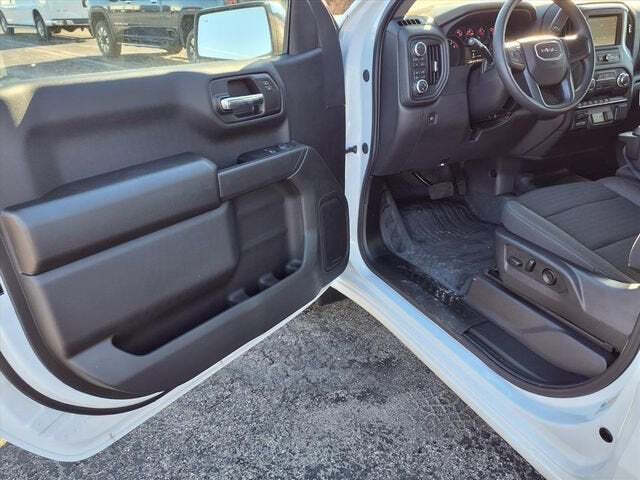 2025 GMC Sierra 1500 Pro