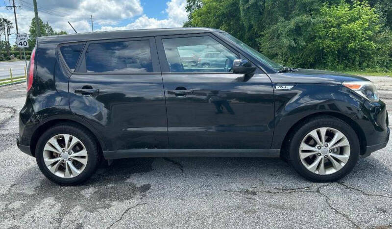 2016 Kia Soul +