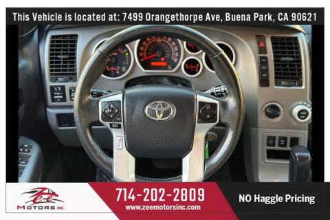 2016 Toyota Sequoia SR5