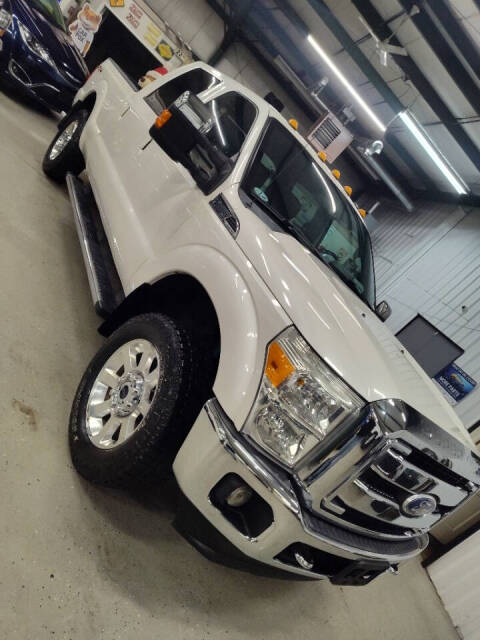 2011 Ford F-250 Super Duty Lariat's photo