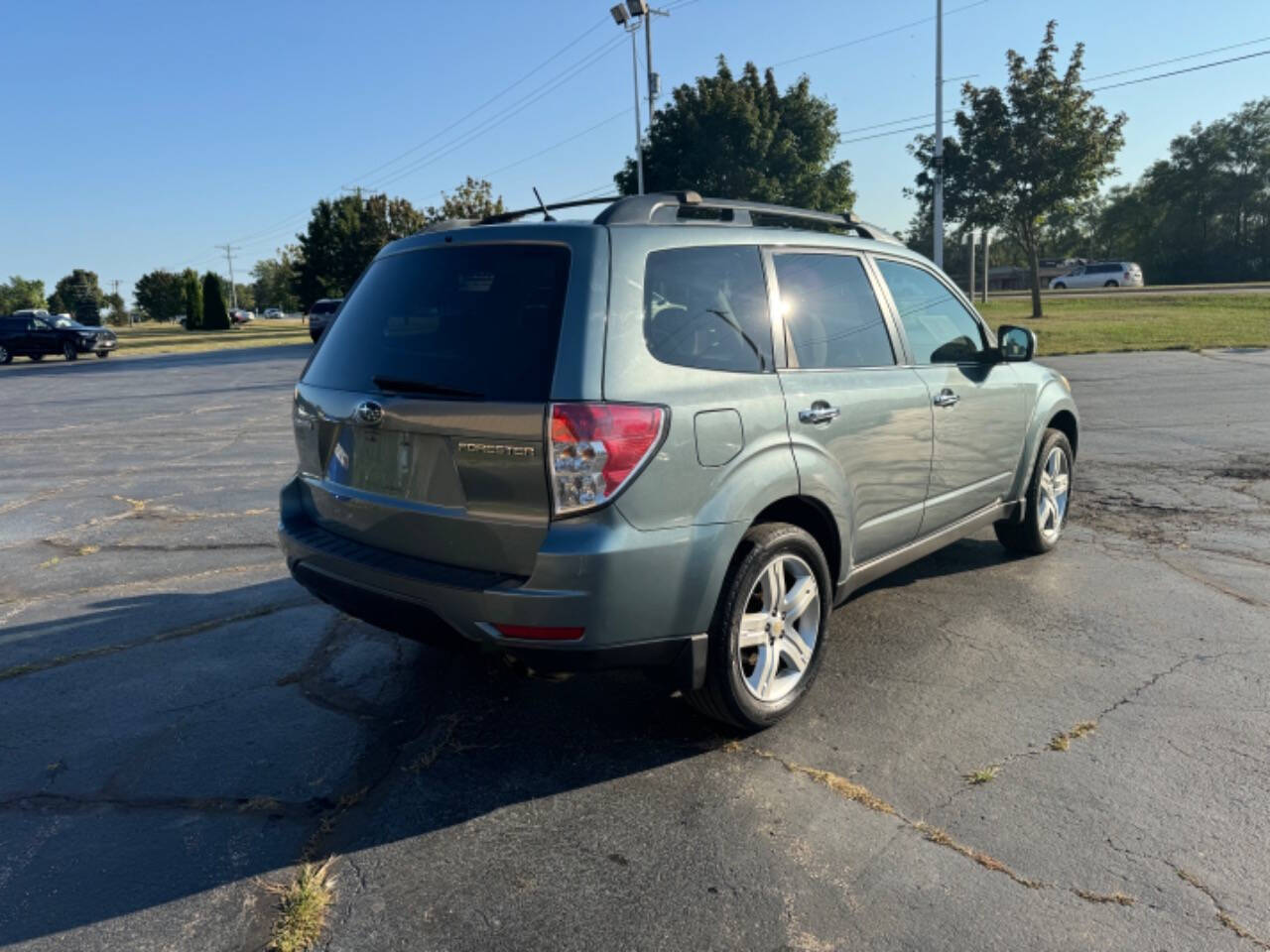 2009 Subaru Forester for sale at BOHL AUTOMOTIVE in Racine, WI