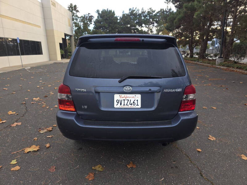 2005 Toyota Highlander Limited