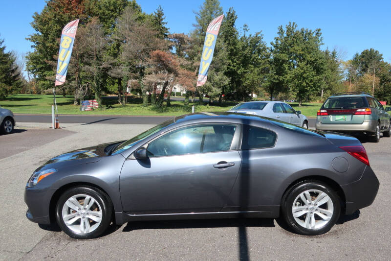 2012 Nissan Altima for sale at GEG Automotive in Gilbertsville PA