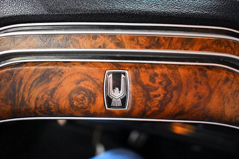 1976 Ford Thunderbird