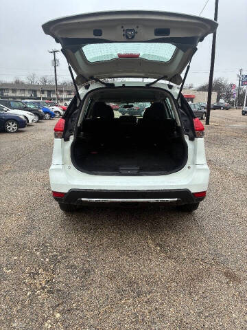 2017 Nissan Rogue SL