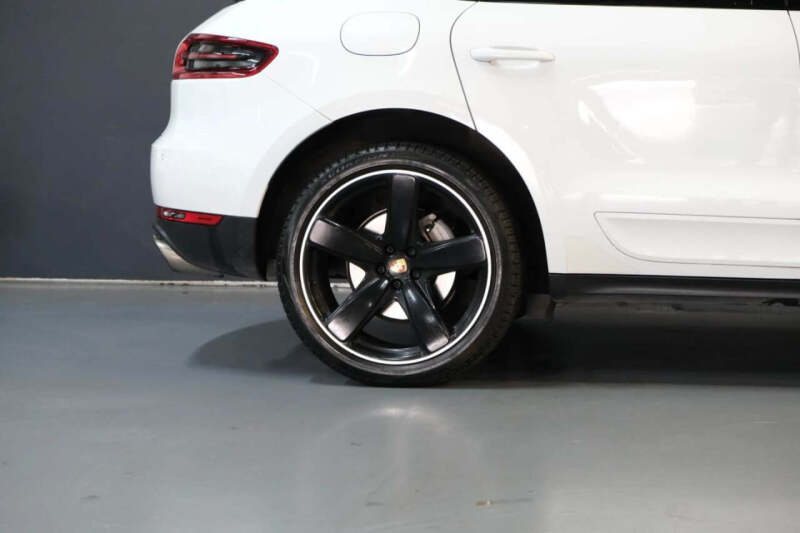 2017 Porsche Macan S